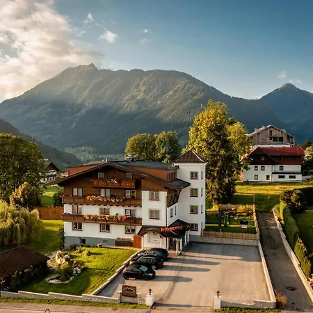 Aparthotel Dachsteinblick 4*