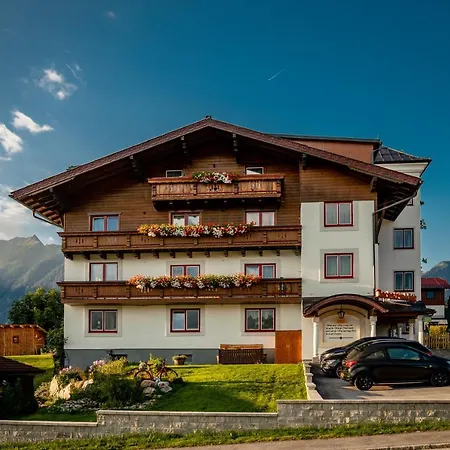 Dachsteinblick Aparthotel Schladming