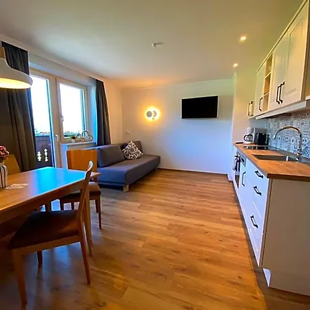 Dachsteinblick Hotel apartamentowy 4*