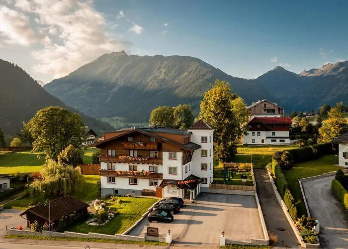 Aparthotel Dachsteinblick 4*